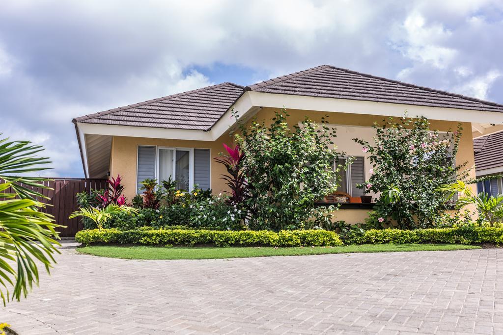 Villa @ The Palms Priory Luaran gambar