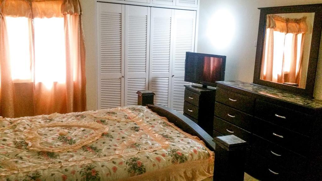 Villa @ The Palms Priory Luaran gambar